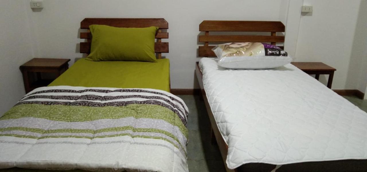 Yoga Homestay Seka Habitación foto