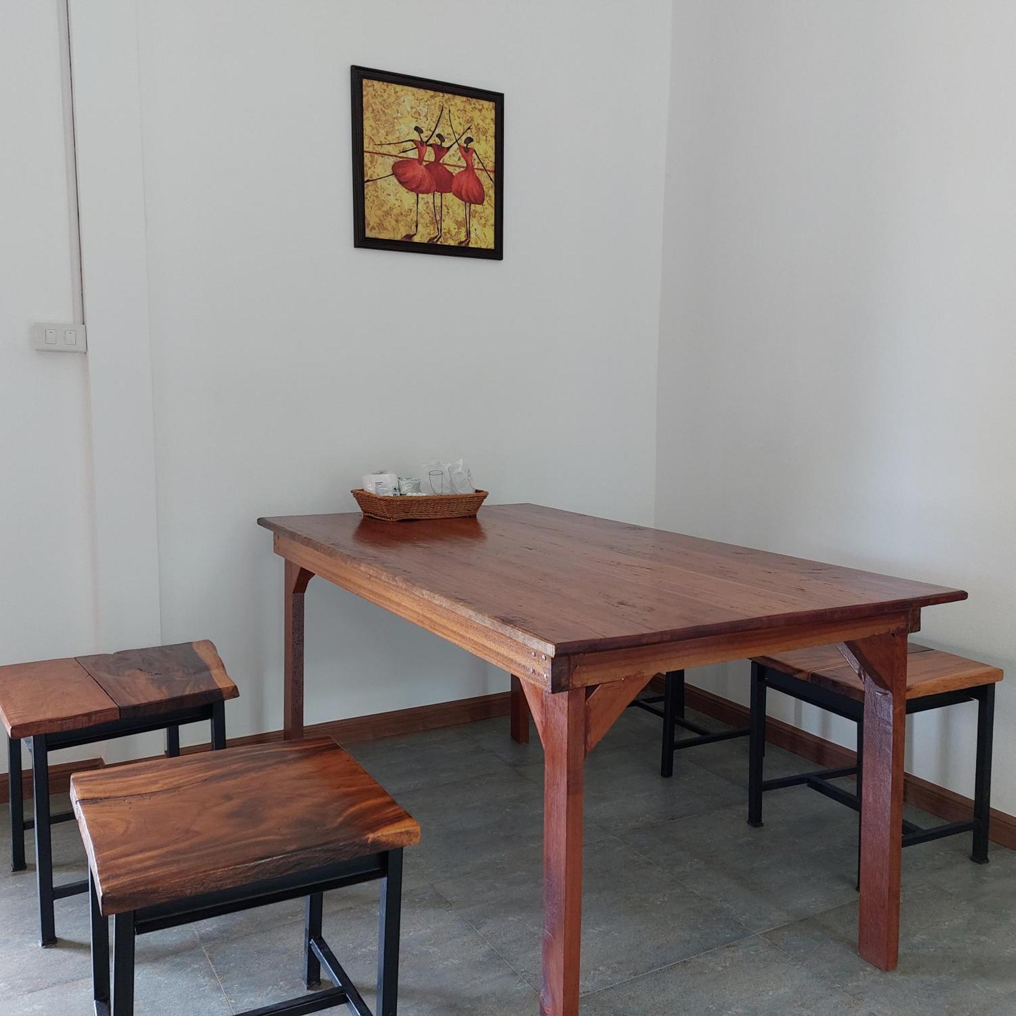 Yoga Homestay Seka Habitación foto